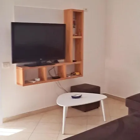 Kleno Seaside Margjonaj